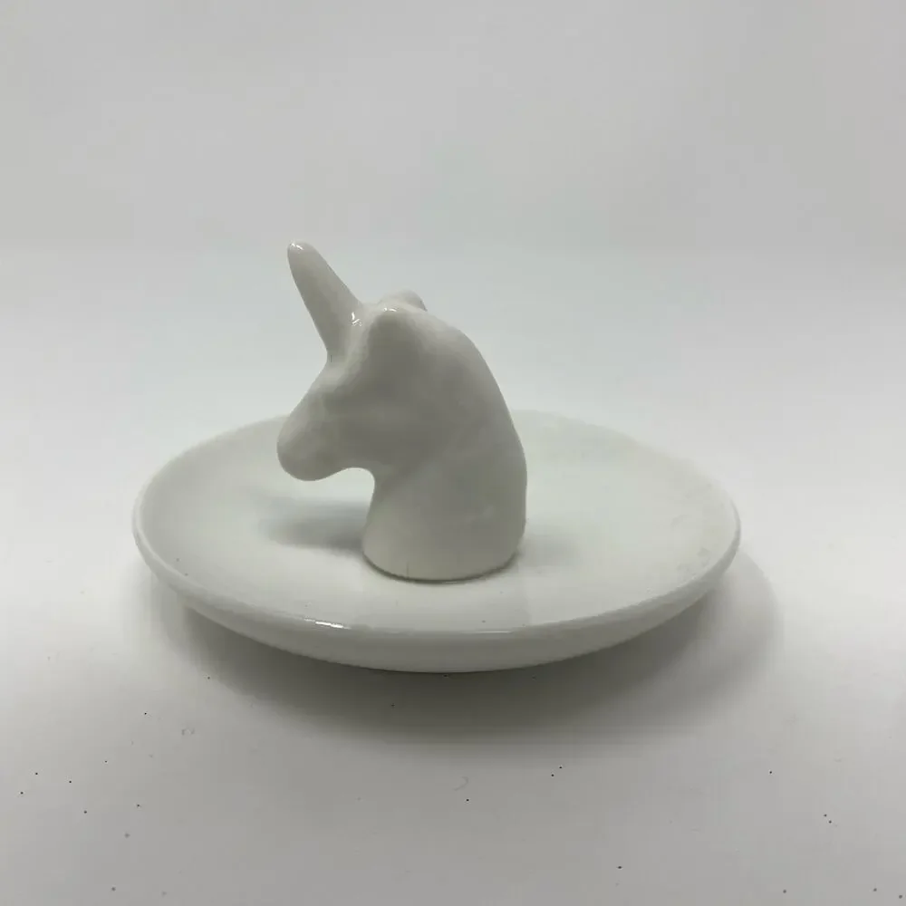 Unicorn white ceramic ring dish